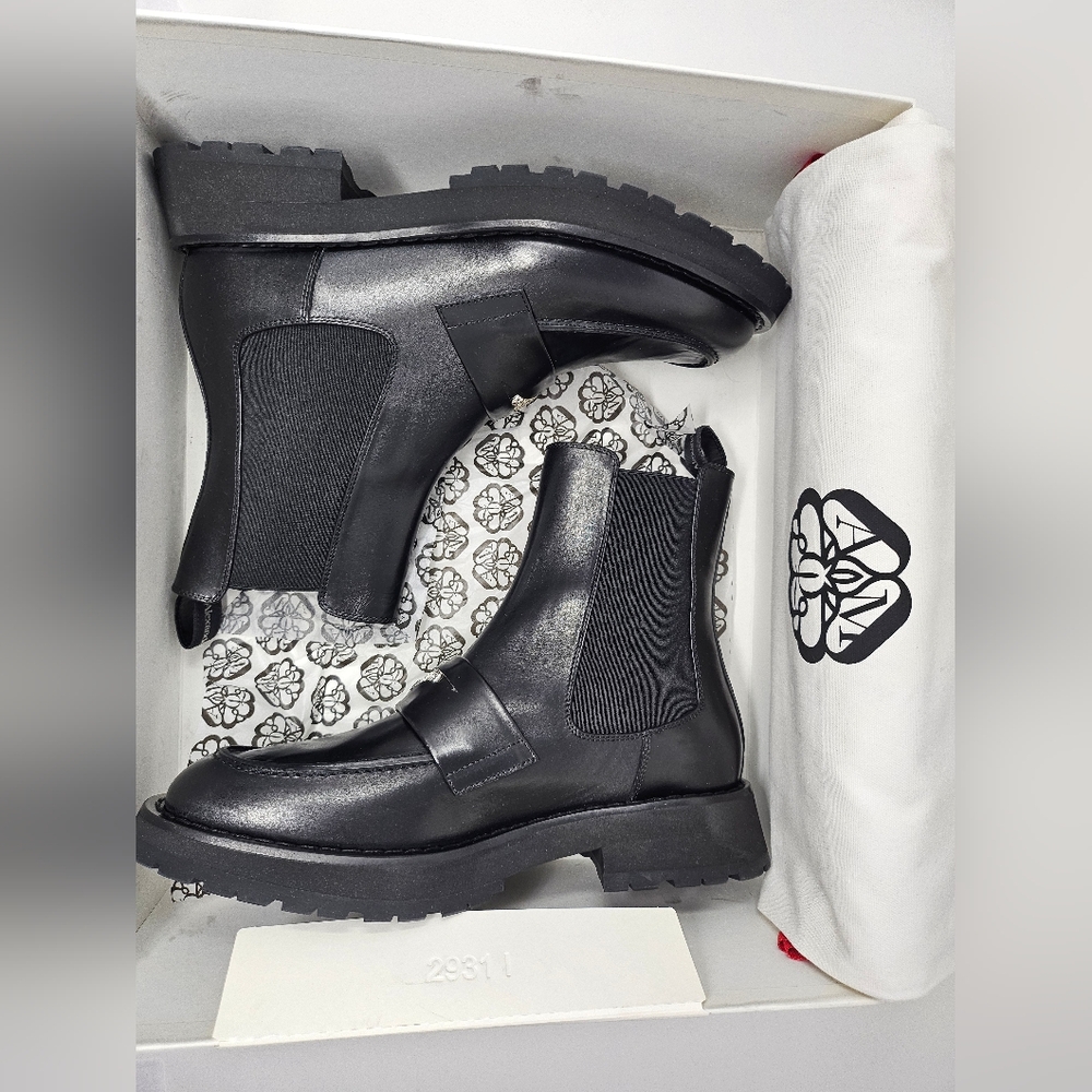 Alexander McQueen Black Leather Boots - Picture 14 of 16